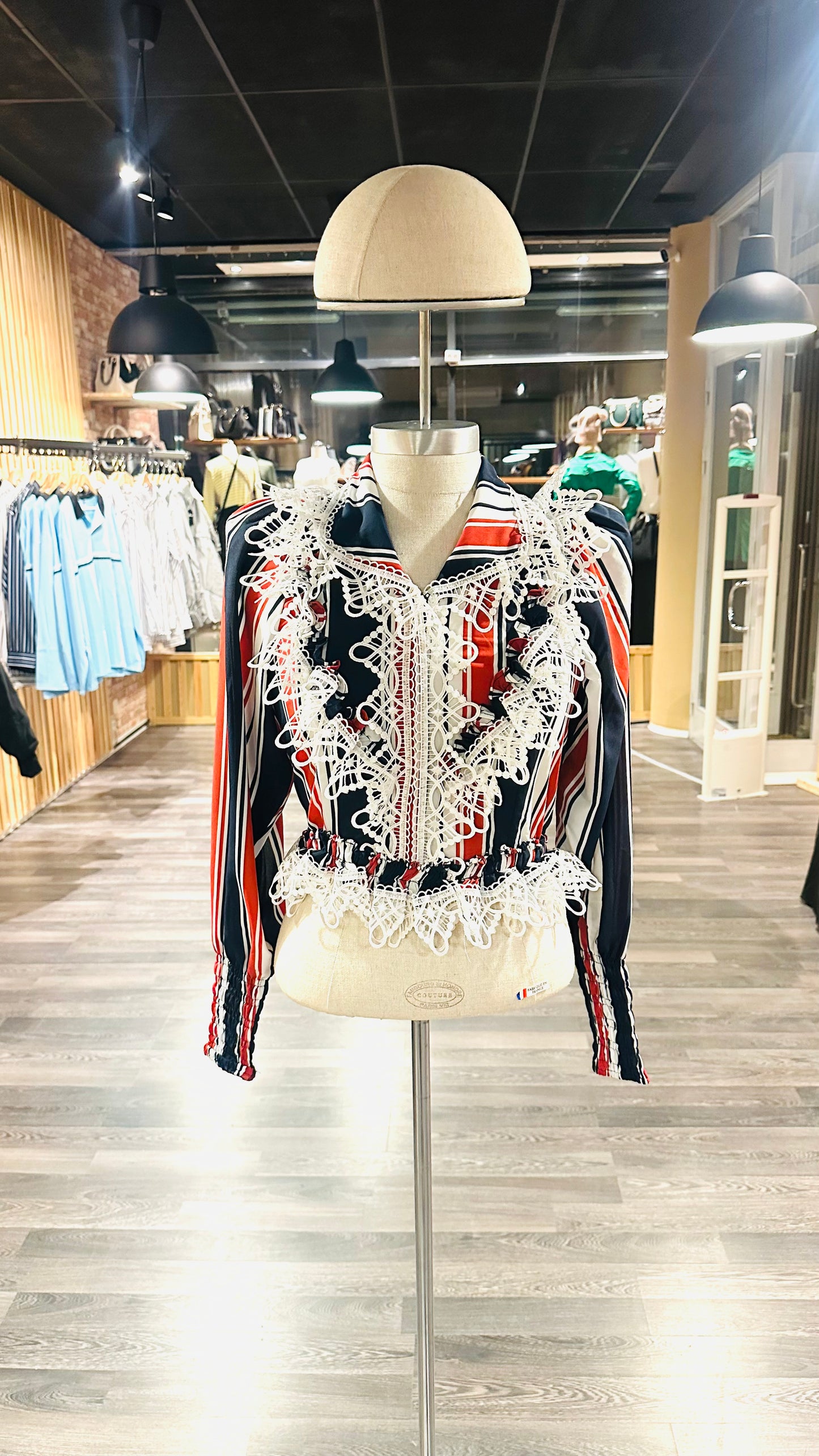 Chiffon valkoinen Pitsi