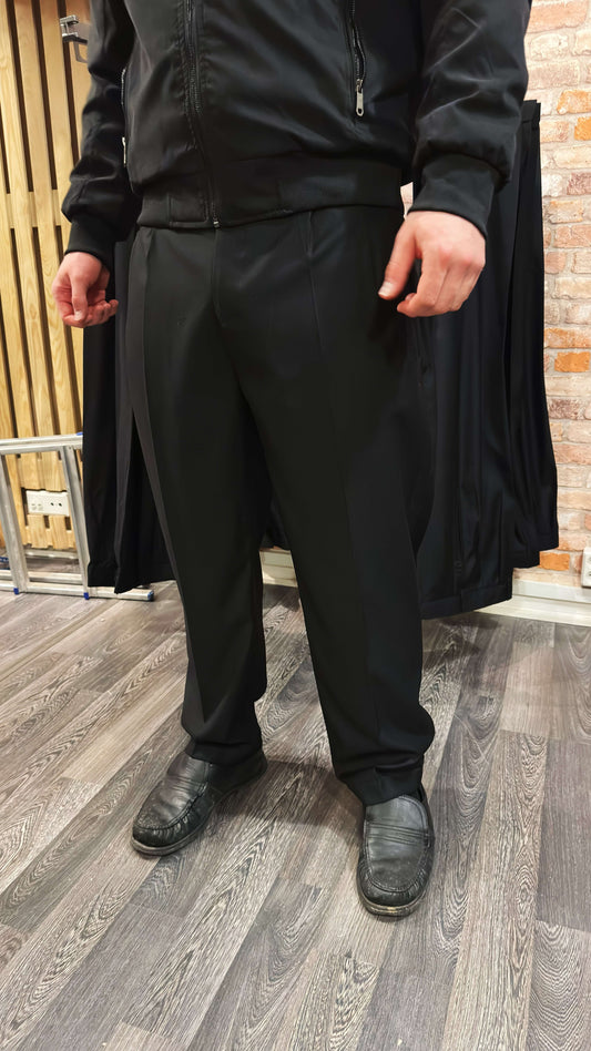 Pelkä Musta Kolme Vekkiä